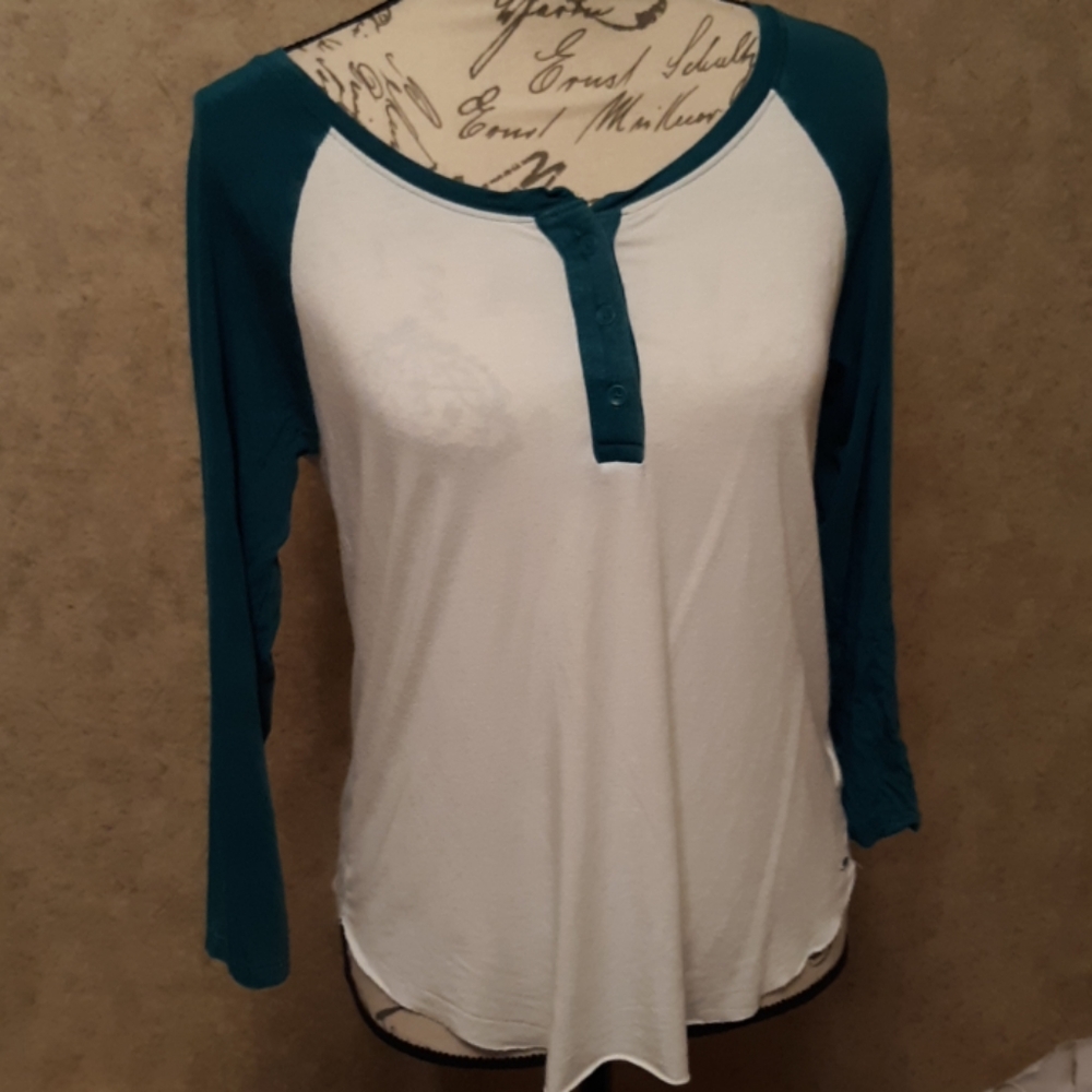 American Eagle baseball soft & sexy ladies top.